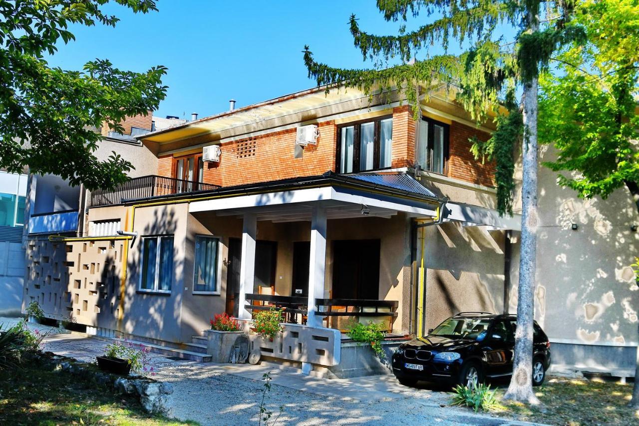 Hotel Casa Negustorului Deva Exterior foto