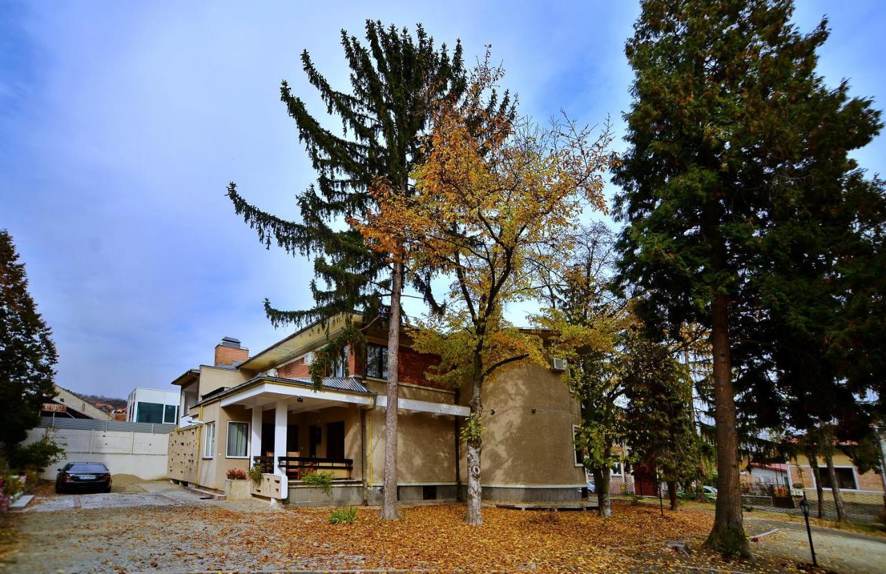 Hotel Casa Negustorului Deva Exterior foto